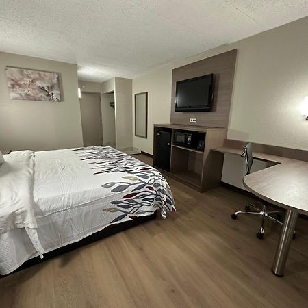 Red Roof Inn Richmond, Va - W Broad St Henrico Dış mekan fotoğraf