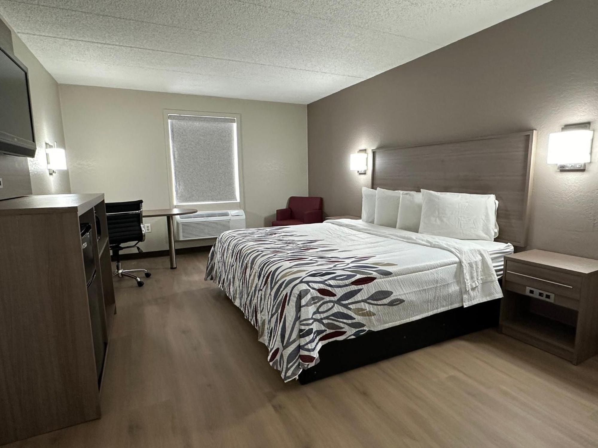 Red Roof Inn Richmond, Va - W Broad St Henrico Dış mekan fotoğraf
