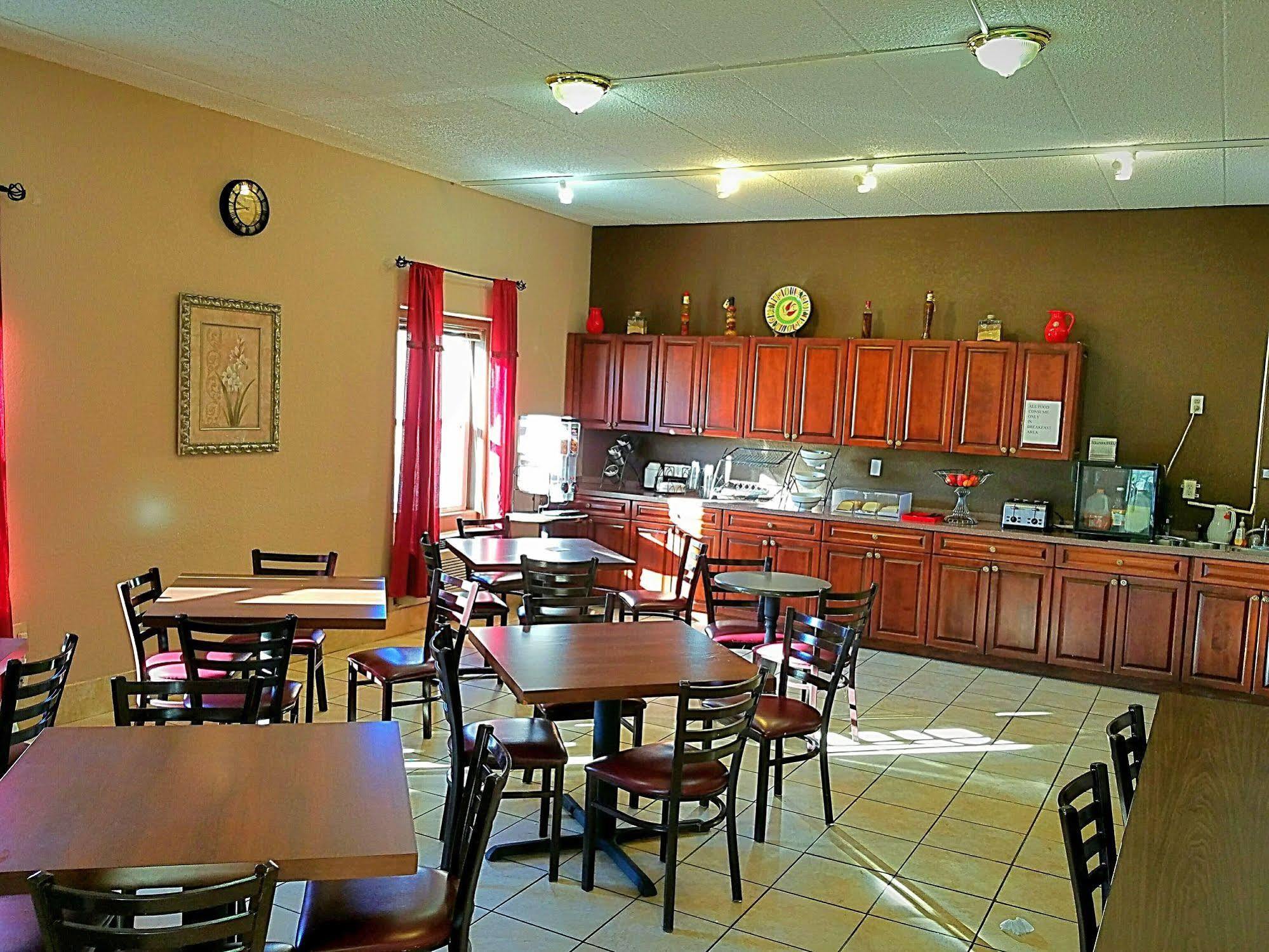 Red Roof Inn Richmond, Va - W Broad St Henrico Dış mekan fotoğraf